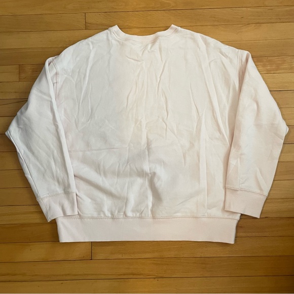 Eddie Bauer women’s large sweatshirt in very light link. - Picture 6 of 7